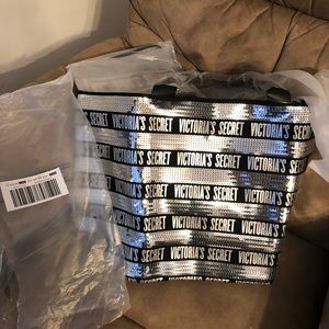 Victoria’s Secret 2 Piece Tote Bag